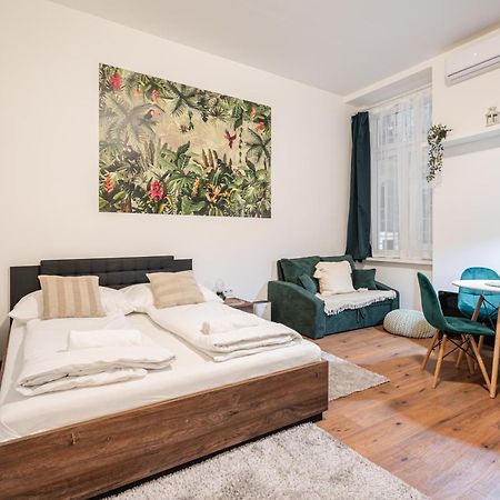 D68 - Downtown Cozy Suite - Best Location By Bqa Budapeşte Dış mekan fotoğraf